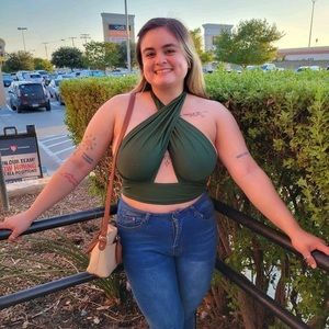 Meet your Posher, Tayah